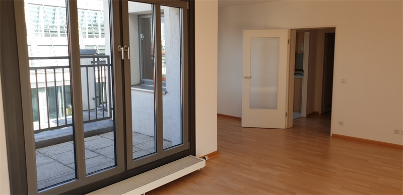 Kleines Büro-Penthouse nähe Hauptbahnhof (Mitte) – Ansicht 1