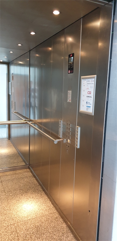 Kleines Büro-Penthouse nähe Hauptbahnhof (Mitte)