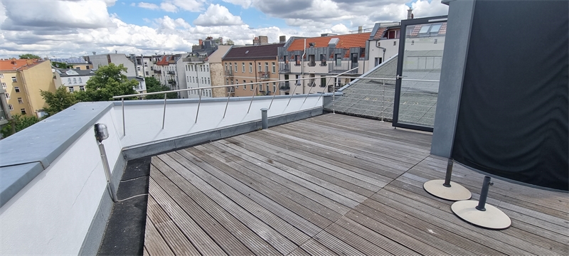 Außergewöhnliches Büroloft mit Dach-Terrasse und Lift