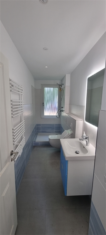 Haus am See: Altbaucharme und neu saniert (provisionsfrei)