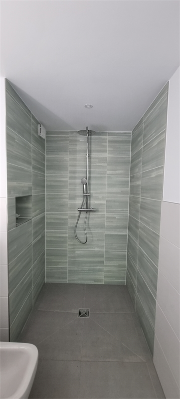 Haus am See: Altbaucharme und neu saniert (provisionsfrei)