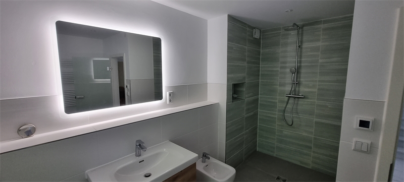 Haus am See: Altbaucharme und neu saniert (provisionsfrei)