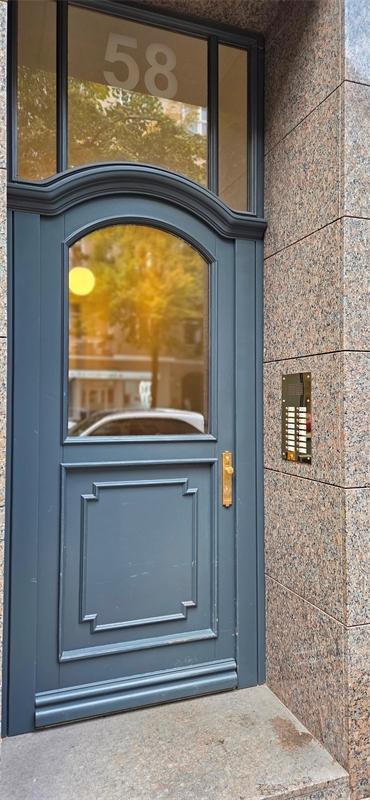 Edler Altbau im Bohemeviertel am Kurfürstendamm – Ansicht 5