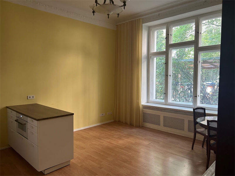 Edler Altbau im Bohemeviertel am Kurfürstendamm