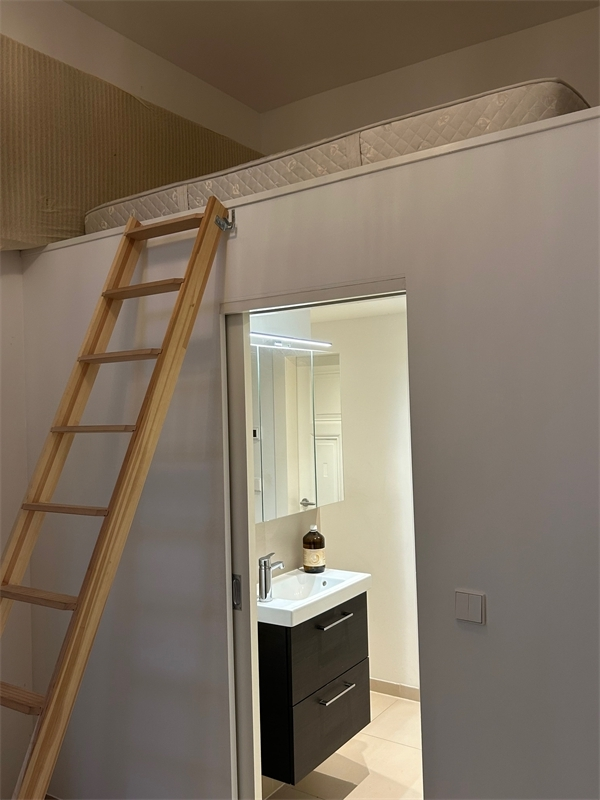 Edler Altbau im Bohemeviertel am Kurfürstendamm